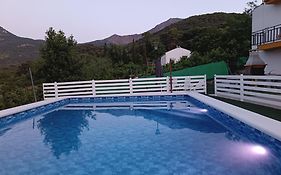 Los Cabales